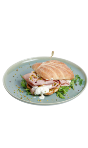 Rosetta con Mortadella, Stracciatella fiordilatte e Pistacchio di Bronte